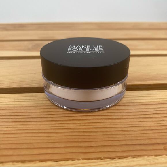 Makeup Forever Ultra HD Microfinishing Loose Powder Mini Travel Size $20 - Picture 1 of 5